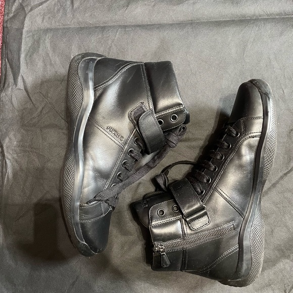 Prada leather ankle boots - Picture 4 of 4